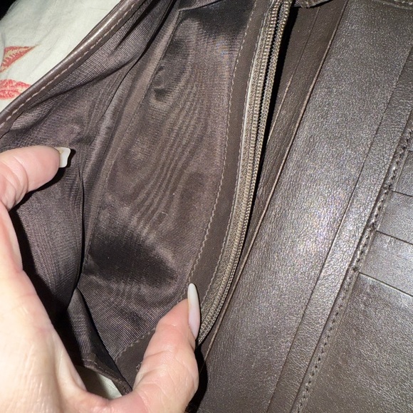 Gucci Dark Brown Embossed Leather Wallet - Picture 9 of 16